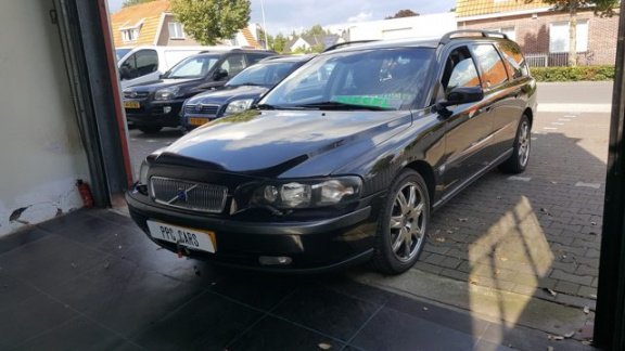 Volvo V70 - 2.4 D5 Black Sapphire Edition II 7 persoons, youngtimer - 1