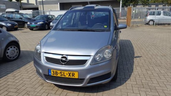 Opel Zafira - 1.9 CDTi Executive - Automaat - APK TOT : 27-06-2020 - 1