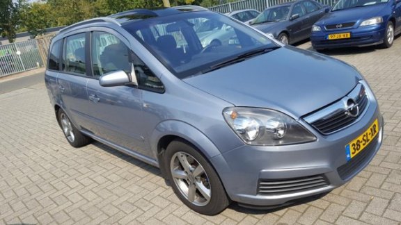 Opel Zafira - 1.9 CDTi Executive - Automaat - APK TOT : 27-06-2020 - 1