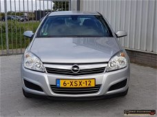 Opel Astra - 1.8 Essentia