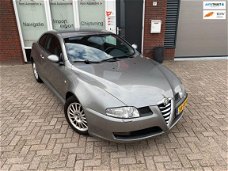 Alfa Romeo GT - 2.0 JTS Progression / Leder / Clima / 166pk / Bose