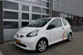 Toyota Aygo - 1.0-12V Zuinig Apk 09-2020 - 1 - Thumbnail