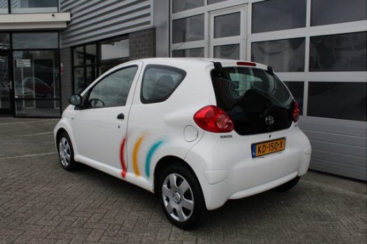 Toyota Aygo - 1.0-12V Zuinig Apk 09-2020 - 1