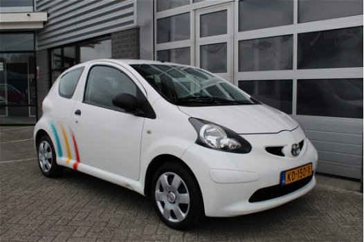 Toyota Aygo - 1.0-12V Zuinig Apk 09-2020 - 1