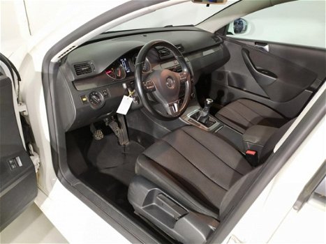 Volkswagen Passat Variant - 1.6 TDI Comfortline BlueMotion - 1