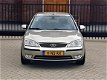 Ford Mondeo - 2.0-16V Ghia Executive / Automaat / Airco / Nap / Nieuwe Apk - 1 - Thumbnail
