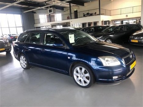 Toyota Avensis Wagon - 2.4 VVTi Linea Luna Automaat, nieuwe APK+banden - 1