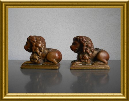 Twee kleine bronzen leeuwtjes - 4