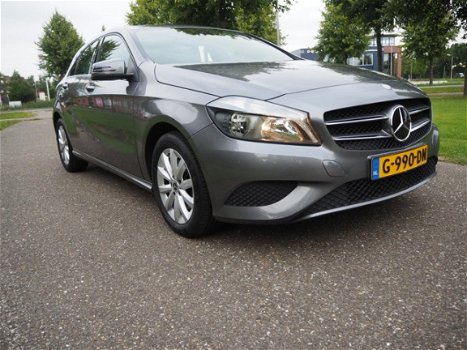 Mercedes-Benz A-klasse - 180 Prestige Navi, Lm velgen, stoelverwarming, PDC achter, zwarte hemelbekl - 1