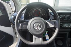 Volkswagen Up! - 1.0 60pk Move up 5.Drs | Navi | Airco | Bluetooth
