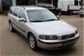 Volvo V70 - 2.4 170pk Elegance Premium Youngtimer lage bijtelling - 1 - Thumbnail