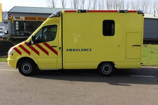 Mercedes-Benz Sprinter - 318 CDI Ambulance Camera Airco - 1