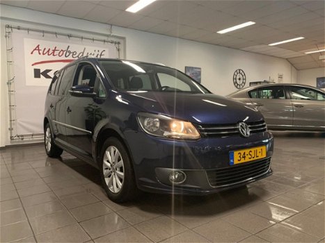 Volkswagen Touran - 1.2 TSI Highline BlueMotion * Panoramadak / Airco-ecc / 1e Eig - 1