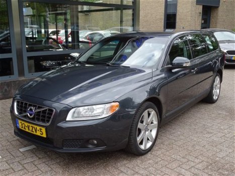 Volvo V70 - 2.0D LIMITED EDITION - 1