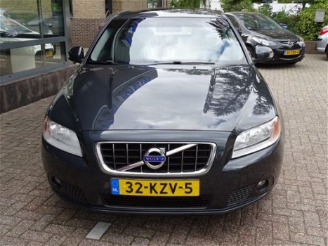 Volvo V70 - 2.0D LIMITED EDITION - 1