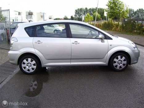 Toyota Verso - 1.8 VVT-i Terra 7p - 1