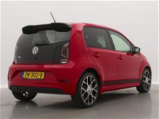 Volkswagen Up! - TSI GTI 115pk // Parkeersensoren / Climate control / Sportstoelen