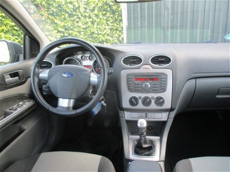 Ford Focus Wagon - 1.6 Titanium Airco Trekhaak - 1