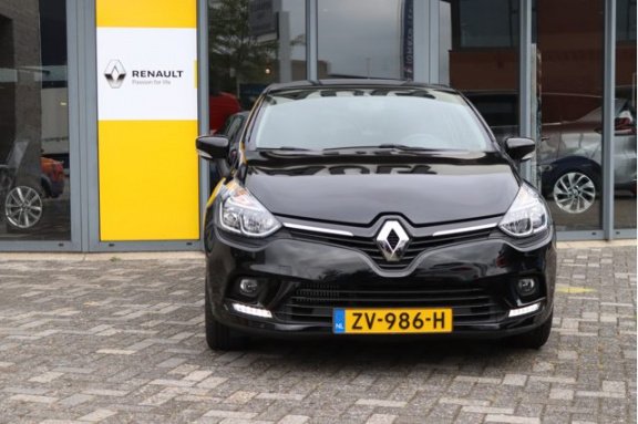 Renault Clio - TCe 90 Limited (NAVI/PDC/CRUISE CONTROL/HAAIEVIN ANTENNE)