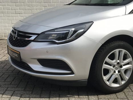 Opel Astra - 1.0 Online Edition easytronic - 1