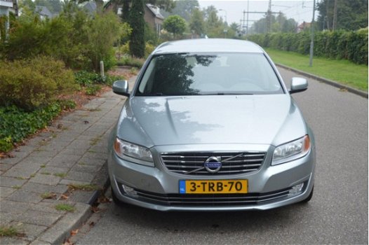 Volvo V70 - 1.6 D2 Nordic+ leer/navi/dealer onderh/NAP - 1