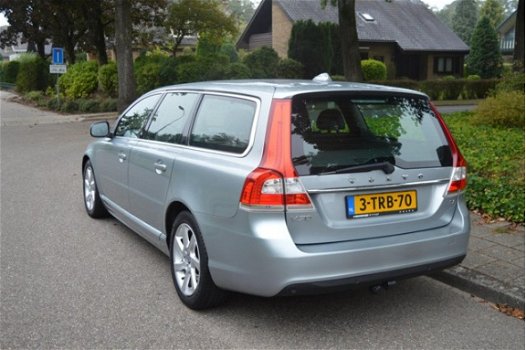 Volvo V70 - 1.6 D2 Nordic+ leer/navi/dealer onderh/NAP - 1