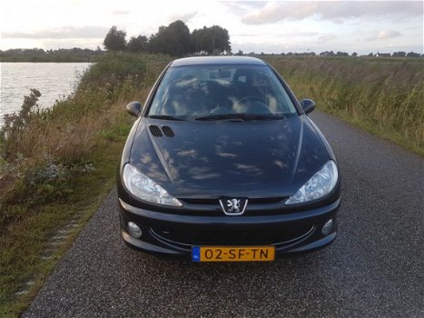 Peugeot 206 - 1.4-16V Air-line 3 - 1