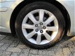 Toyota Avensis Wagon - 1.8 16V VVT-I Luna - 1 - Thumbnail