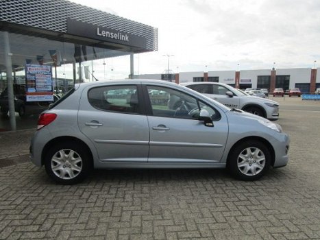 Peugeot 207 - 1.4 VTi 16V 95pk 5D Active - 1