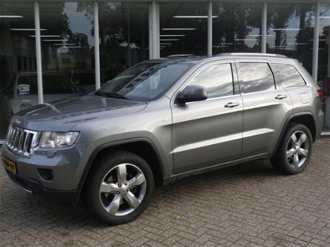 Jeep Grand Cherokee - 3.0 CRD Overland *EXPORT/EX.BPM*Navi*Panorama*Xenon*Leder - 1