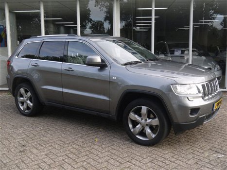 Jeep Grand Cherokee - 3.0 CRD Overland *EXPORT/EX.BPM*Navi*Panorama*Xenon*Leder - 1