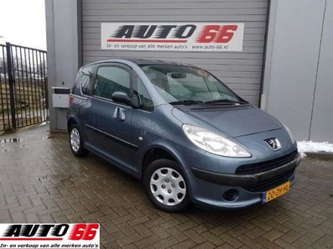 Peugeot 1007 - - 1.4 Sesam Urban Schuifdeuren bj 2008 - 1