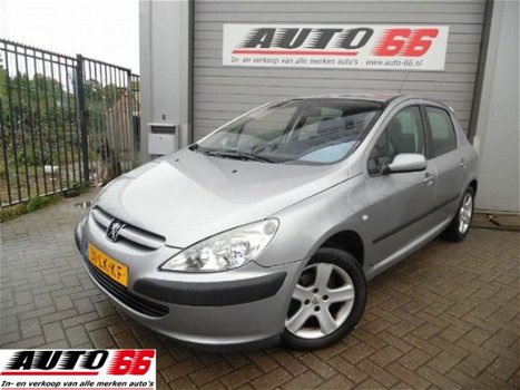 Peugeot 307 - - 2.0-16V XS A/C 5 Deurs Navi 172.576 km - 1