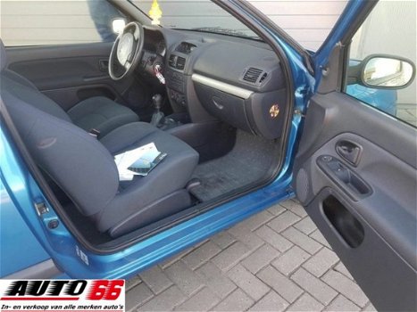 Renault Clio - - 1.2-16V Authentique Inruil Mogelijk bj - 1