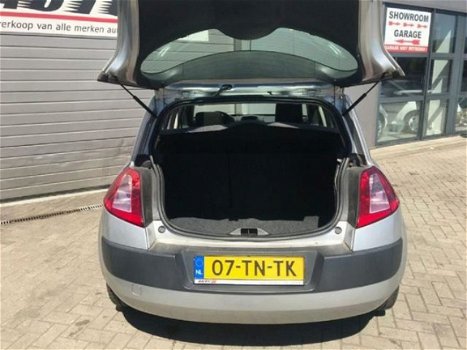 Renault Mégane - 1.6-16V Business Line - 1