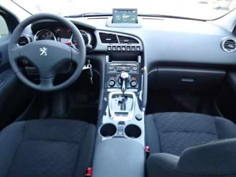 Peugeot 3008 - ALLURE 156 PK AUTOMAAT - NAV - TREKH - 1