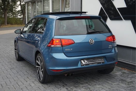 Volkswagen Golf - 1.4 TSI Highline Panorama|Leder|Xenon|PDC Blauw Metallic - 1