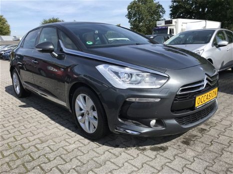 Citroën DS5 - 2.0 Hybrid4 Business Exe. AUT (EX-BTW) *LEDER+NAVI+XENON+PANO+MASSAGE - 1