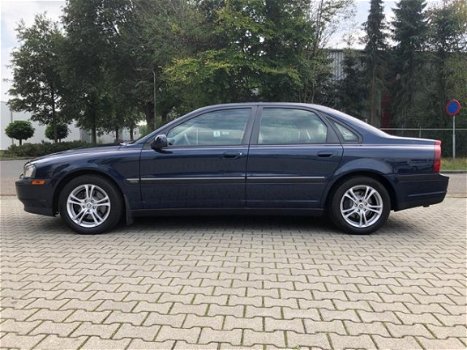 Volvo S80 - 2.4T Dynamic - 1