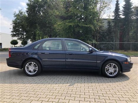 Volvo S80 - 2.4T Dynamic - 1