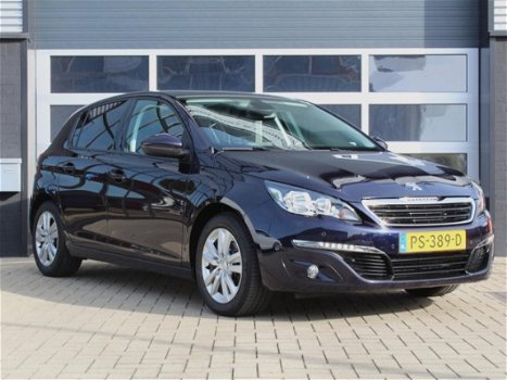 Peugeot 308 - 1.2 PureTech Blue Lease Executive Navi/Pano - 1