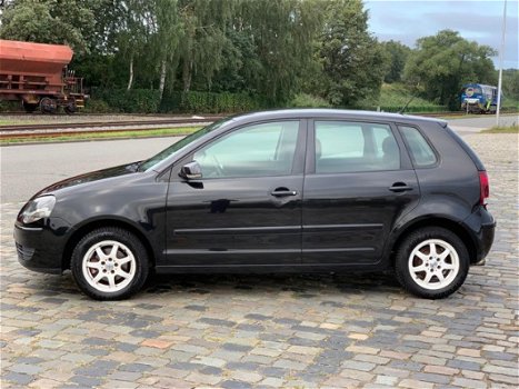 Volkswagen Polo - 1.2-12V Highline - Airco elektr ramen 5Drs - 1