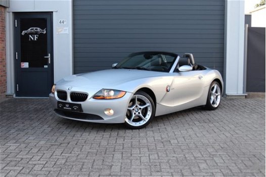 BMW Z4 Roadster - 2.2i S Z4 2.2i roadster E85 - Climate PDC 18Inch - 2. Eig! - 1