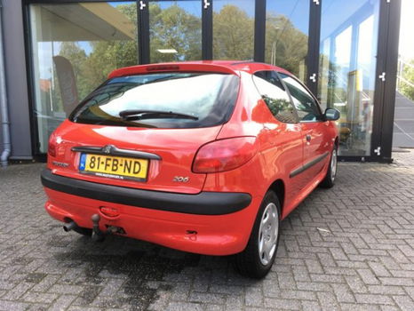 Peugeot 206 - 1.1 XR Staat in de Krim - 1