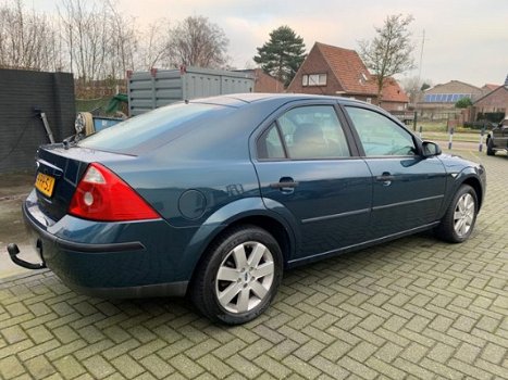 Ford Mondeo - 1.8-16V TREND ECC zeer mooie auto - 1