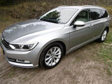 Volkswagen Passat Variant - Edition-R/Adaptive CC/LederenSportst./2XLed/3XChrome/Inr&Gar.Mogelijk