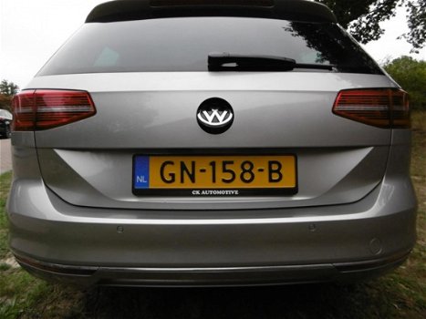 Volkswagen Passat Variant - Edition-R/Adaptive CC/LederenSportst./2XLed/3XChrome/Inr&Gar.Mogelijk - 1