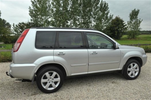 Nissan X-Trail - 2.5 Columbia Premium X-TRAIL 4X4 AUTOMAAT AIRCO LEDER SCHUIFDAK - 1