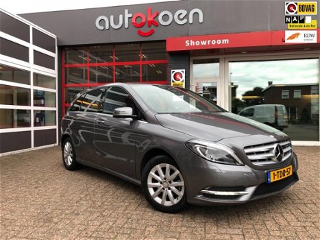 Mercedes-Benz B-klasse - 180 Ambition *AUTOMAAT/TREKHAAK - 1