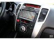 Kia Venga - 1.4 CVVT World Cup Edition I Navi I PDC I Keyless - 1 - Thumbnail